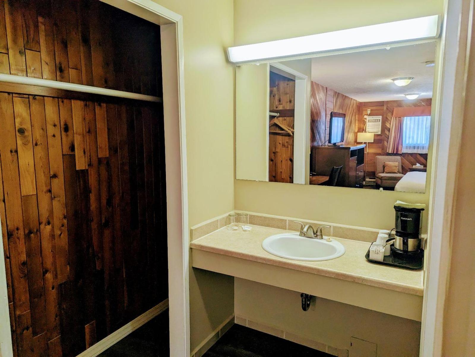 Alpine Inn & Suites 넬슨 외부 사진