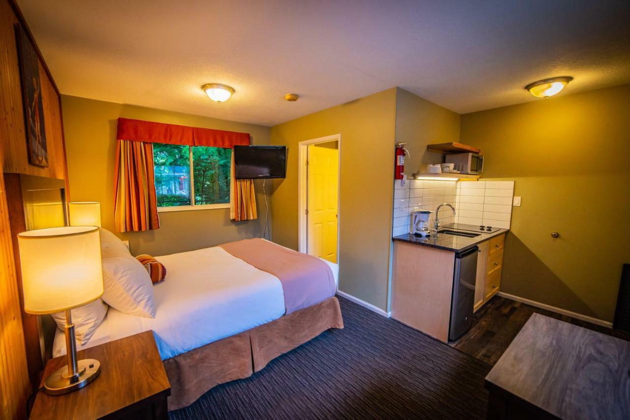 Alpine Inn & Suites 넬슨 외부 사진